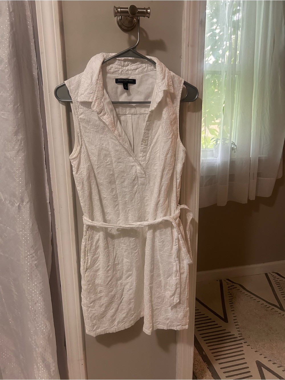 Banana Republic White Sleeveless Collared Tie-Waist Mini Dress